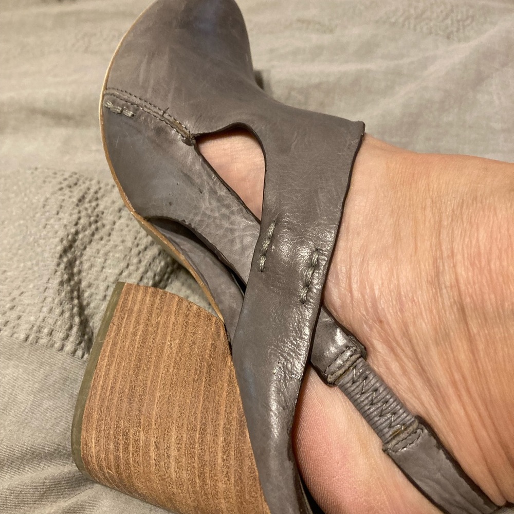 Arnold Churgin Grey leather Mules, size 36.5